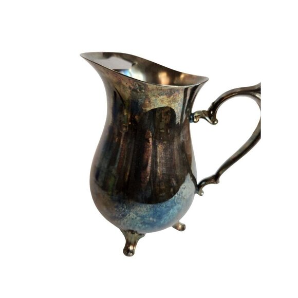 VINTAGE INTERNATIONAL SILVER  Co. water pitcher with ice lip 9" tall x 5 " openi - Picture 9 of 12